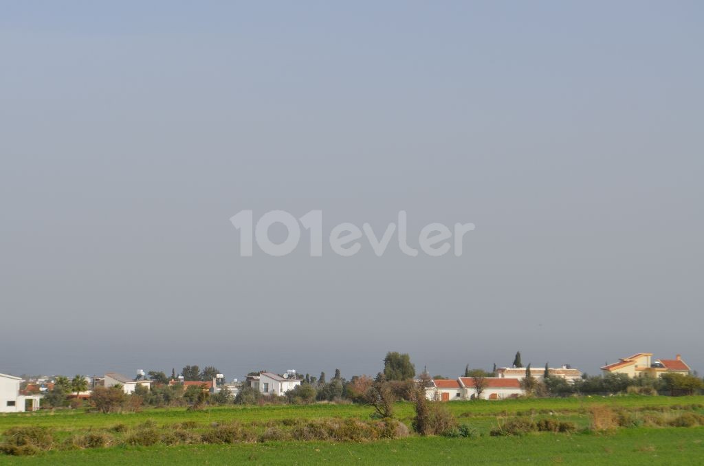 Residential Zoned Plot For Sale in Alsancak, Kyrenia