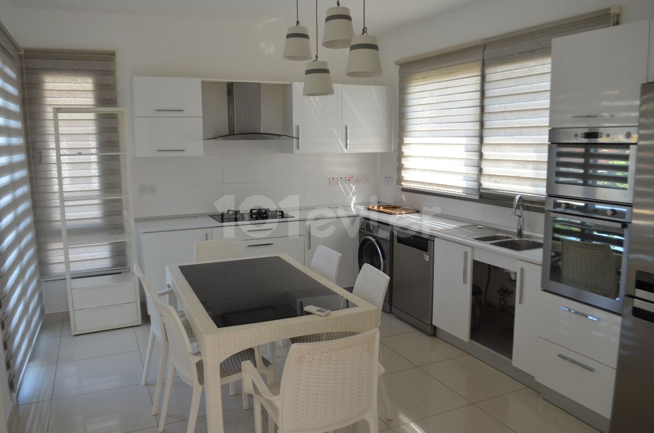 Kyrenia Chatalkoy 3+ 1 Villa for Sale / Duplex with Pool ** 