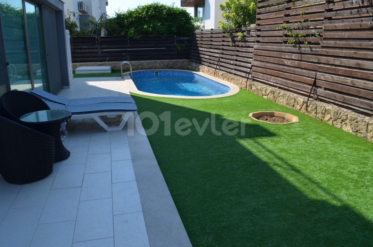 Kyrenia Chatalkoy 3+ 1 Villa for Sale / Duplex with Pool ** 