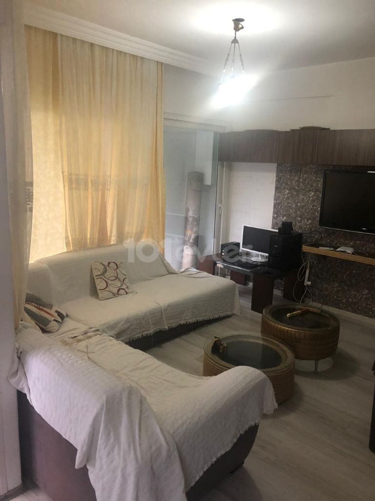 Flat To Rent in Girne Merkez, Kyrenia