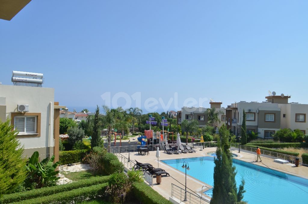 Girne Alsancak 1+1 Satılık Daire / Site İçerisinde Bahçeli