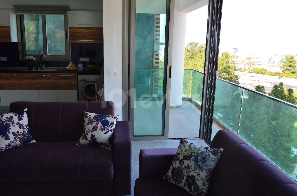 Girne Merkez  Satılık 3+1 Penthouse