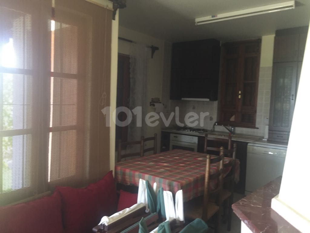 Semi Detached To Rent in Edremit, Kyrenia