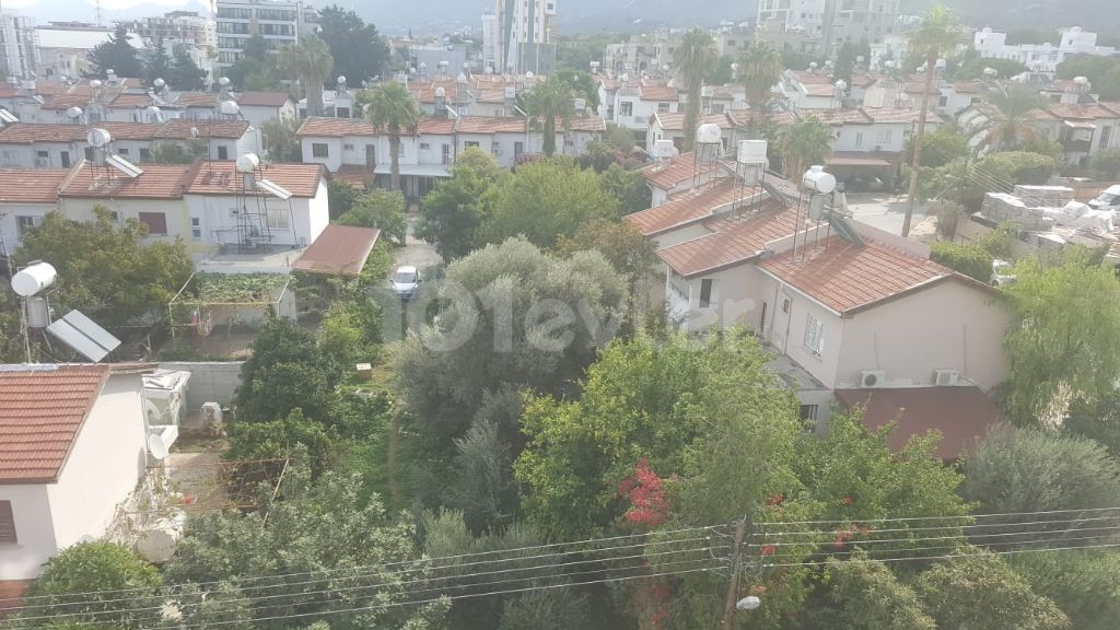 Flat To Rent in Girne Merkez, Kyrenia