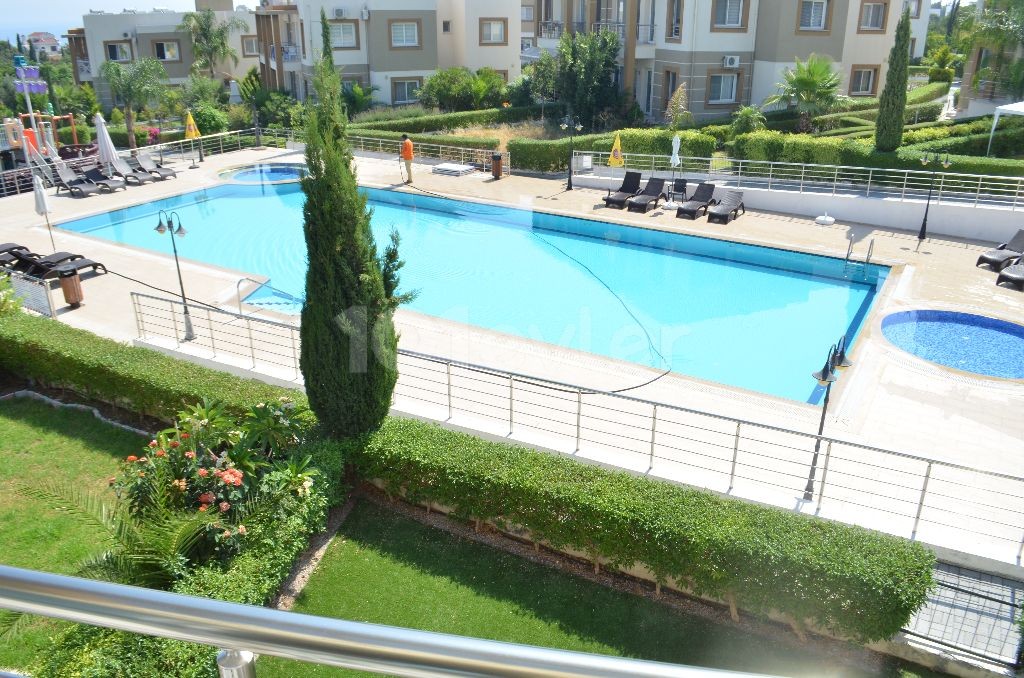 Girne Alsancak Satılık 2+1 Daire / Bahçeli