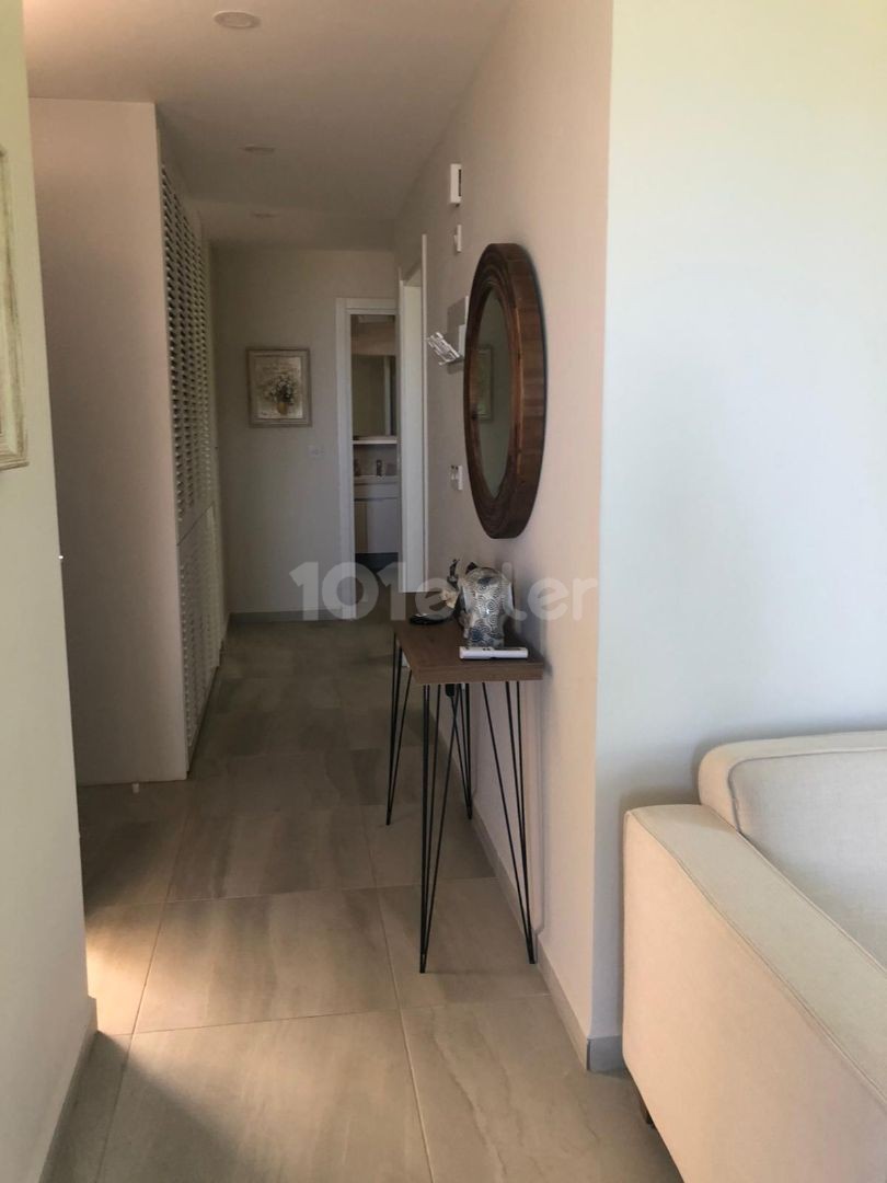 Flat To Rent in Alsancak, Kyrenia