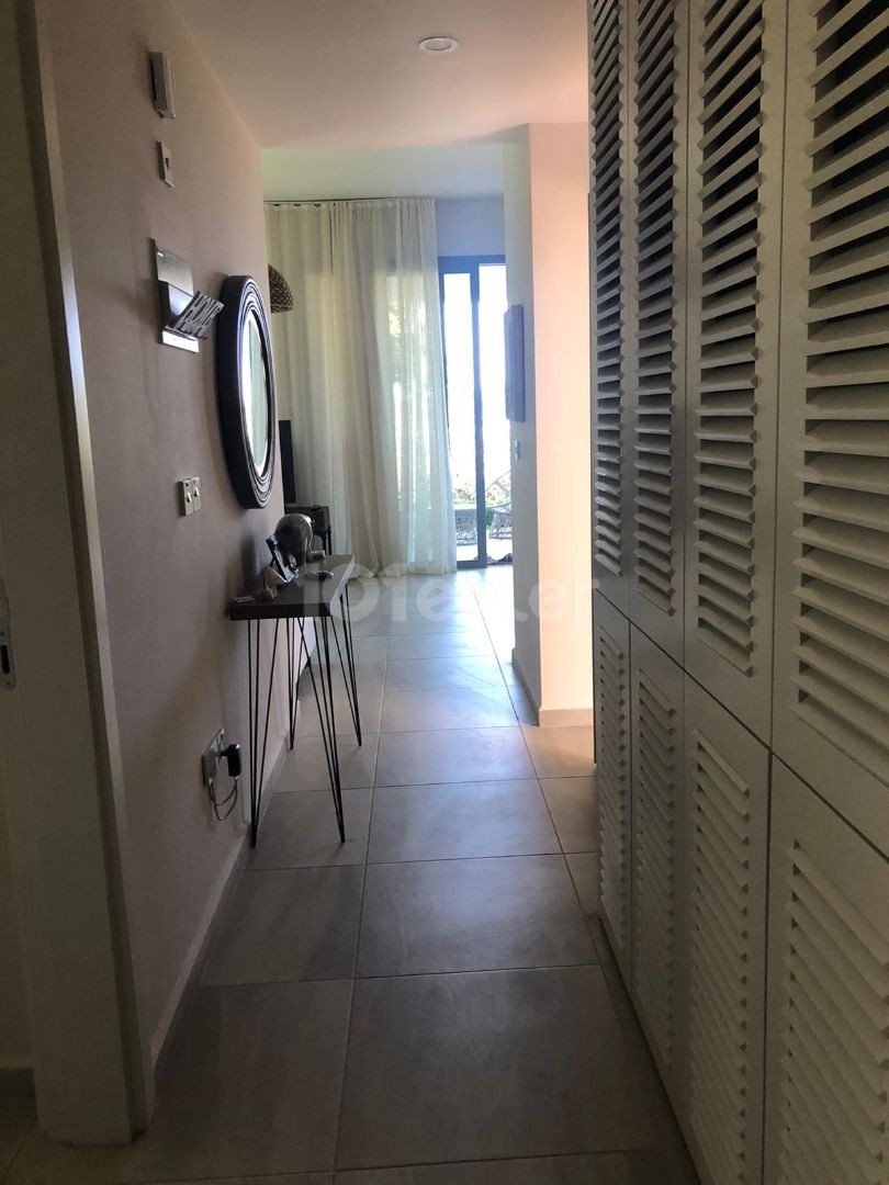 Flat To Rent in Alsancak, Kyrenia