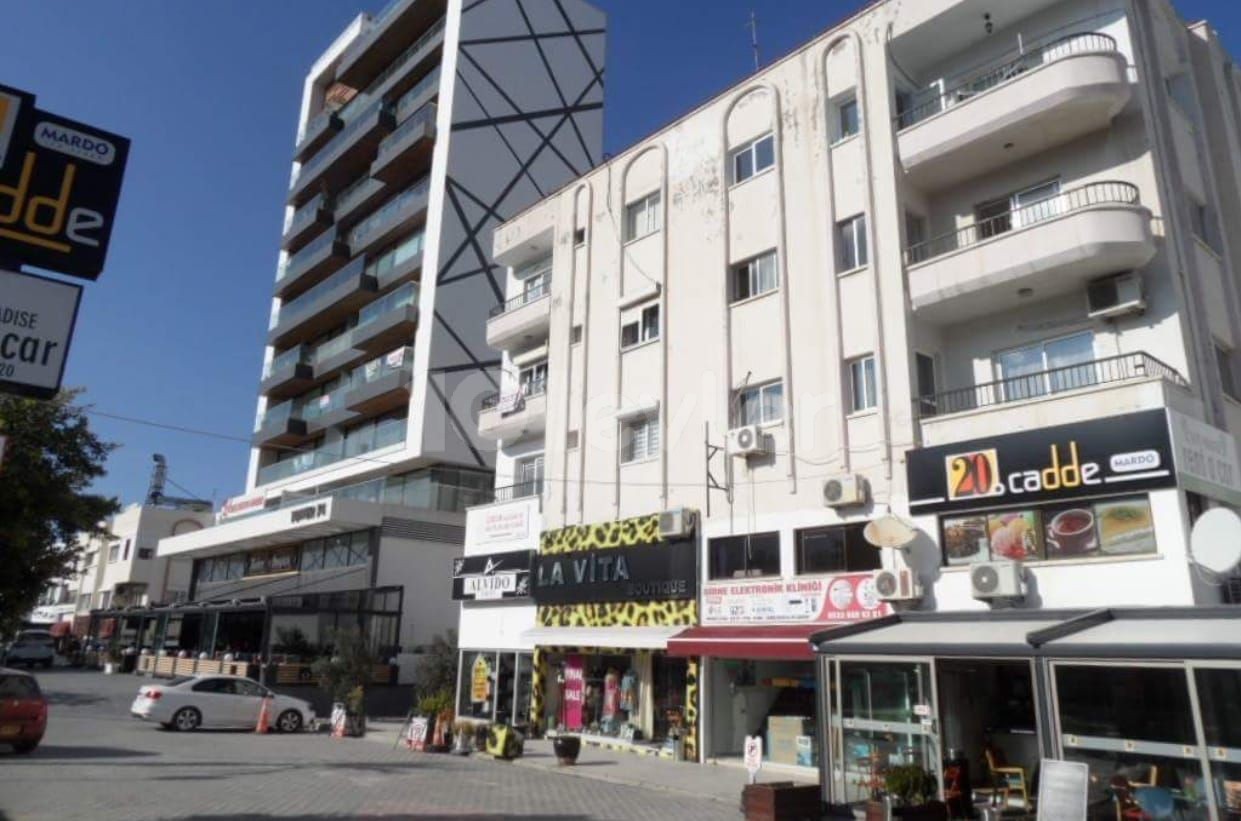3+1 Wohnung Zum Verkauf In Kyrenia Zentrum ** 