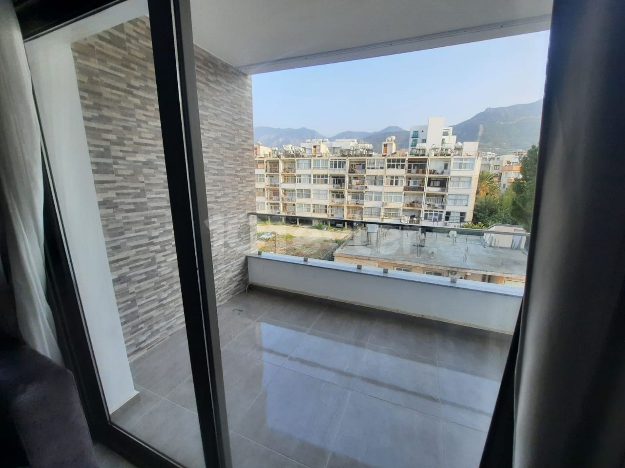 2+1 Wohnung zum Verkauf im Kyrenia Center