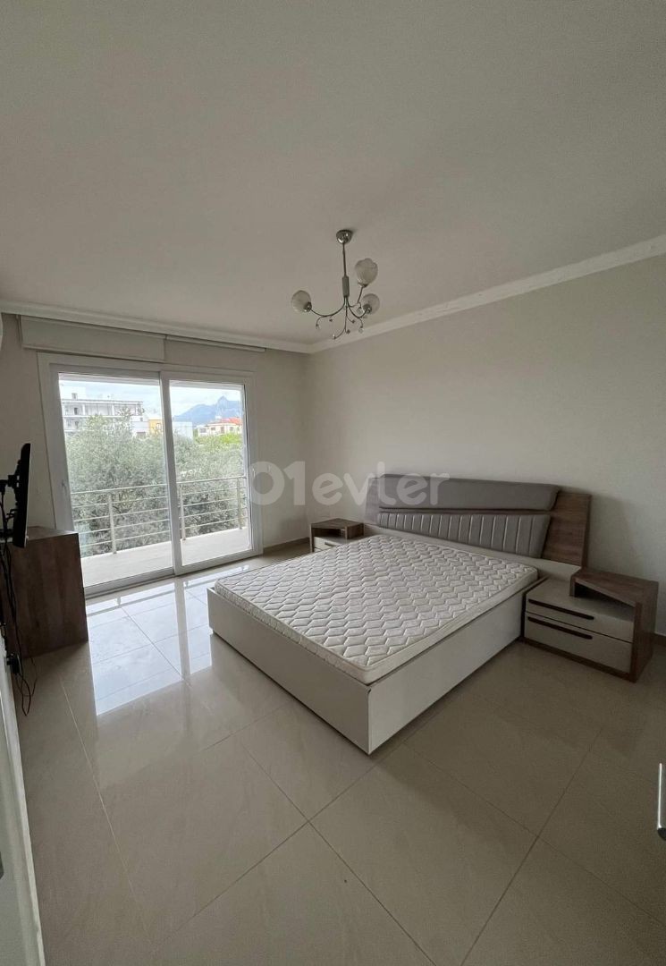 Girne Doğanköy’de  Kiralık Temiz Bakımlı 3+1 Daire