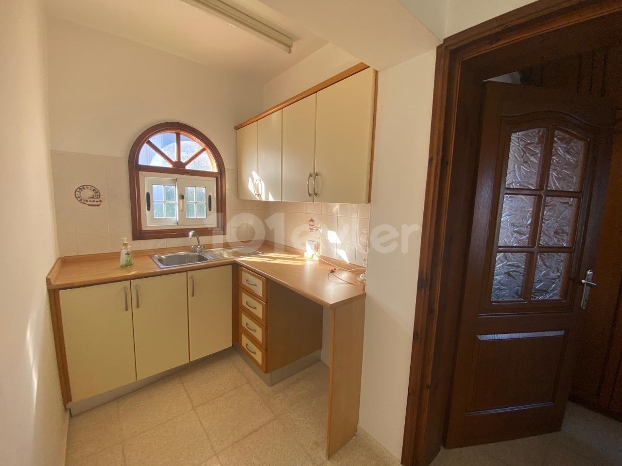 Villa To Rent in Bellapais, Kyrenia