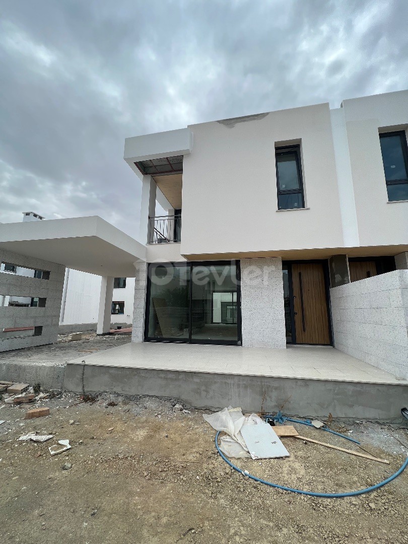 MÖGLICHKEIT, AN DAS UNTERNEHMEN ZU ZAHLEN!! 3+1 DOPPELVILLA ZUM VERKAUF IN NIKOSIA/KÜÇÜKKAYMAKLI MIT HOCHWERTIGEN MATERIALIEN UND VERARBEITUNG. 0533 859 21 66