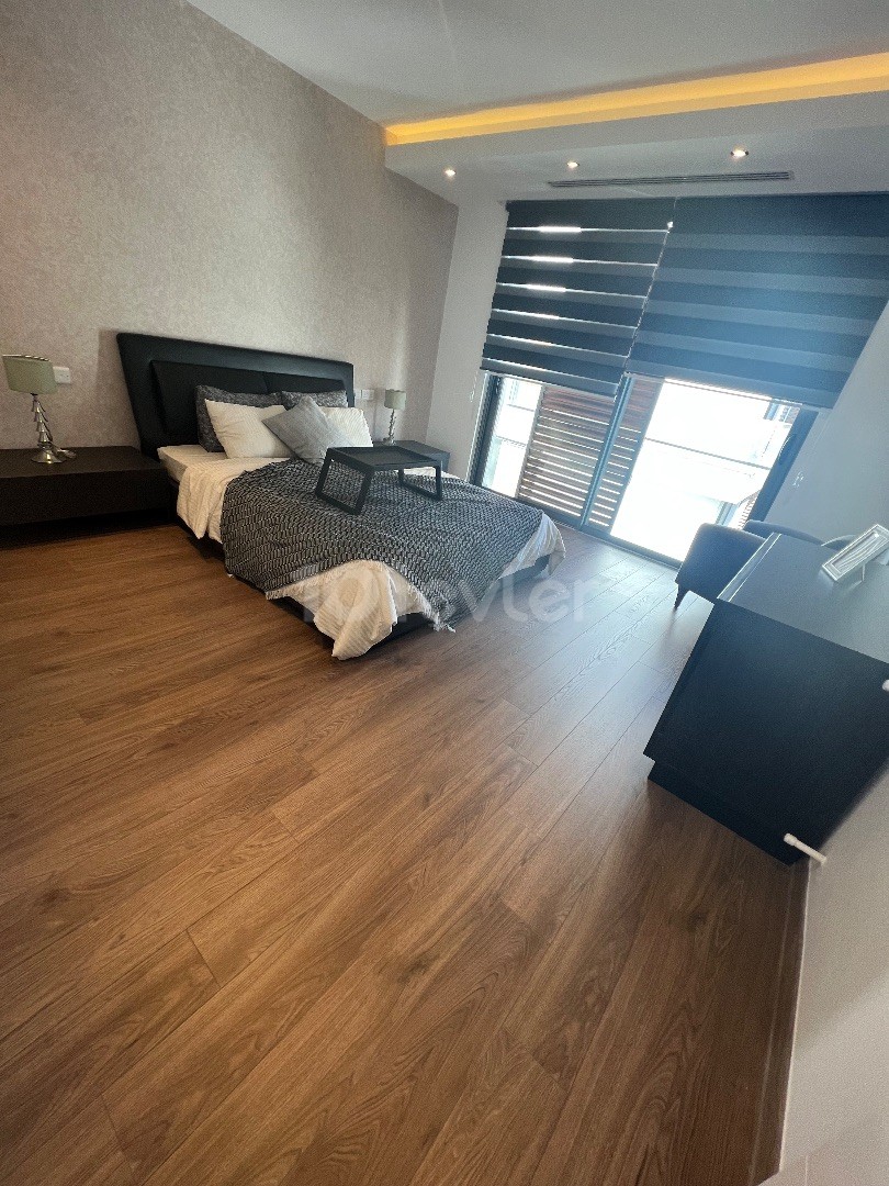 LEFKOŞA/METEHAN DA RUM SINIR KAPISI YANI SOSYAL DONATILI SİTE İÇERİSİNDE TÜRK MALI SATILIK 2+1 PENTHOUSE LAR..  0533 859 21 66