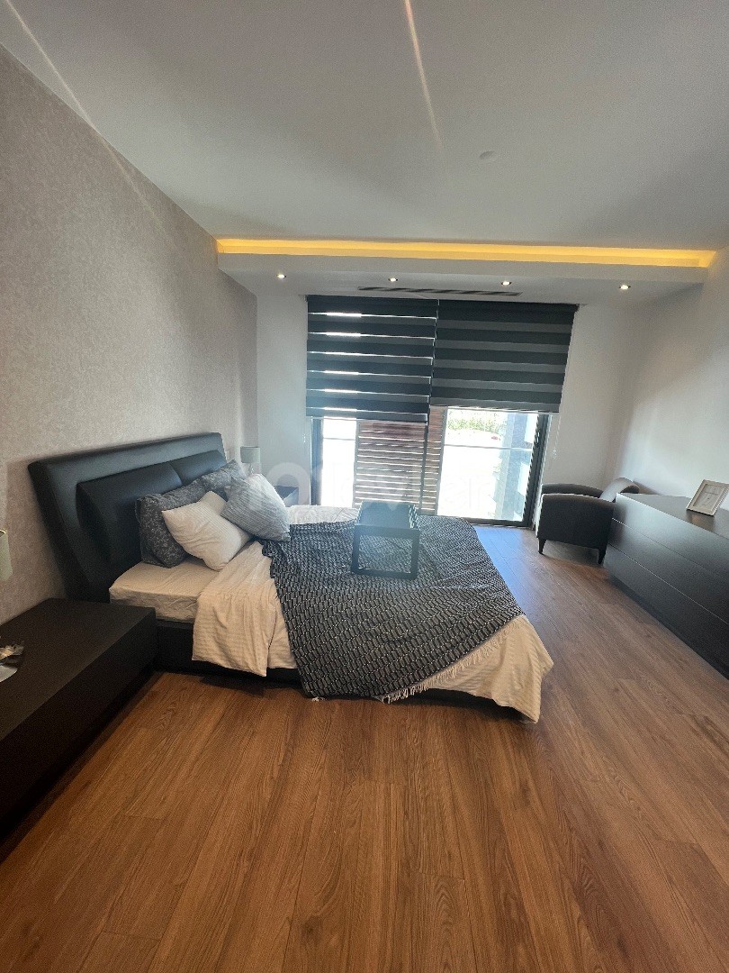 LEFKOŞA/METEHAN DA RUM SINIR KAPISI YANI SOSYAL DONATILI SİTE İÇERİSİNDE TÜRK MALI SATILIK 2+1 PENTHOUSE LAR..  0533 859 21 66