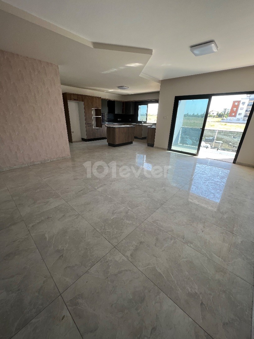 NEW 3+1 FLAT FOR SALE IN NICOSIA/KÜÇÜKKAYMAKLI, 150 m2 TURKISH KOÇAN WITH ELEVATOR.. 0533 859 21 66