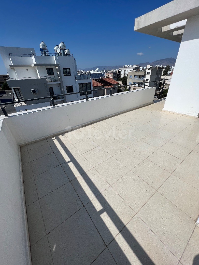 NICOSIA/KÜÇÜKKAYMAKLI FULLY NEW LUXURY FURNISHED TENANT 125 m2 2+1 PENTHOUSE FOR SALE IN NICOSIA/KÜÇÜKKAYMAKLI.. 0533 859 21 66