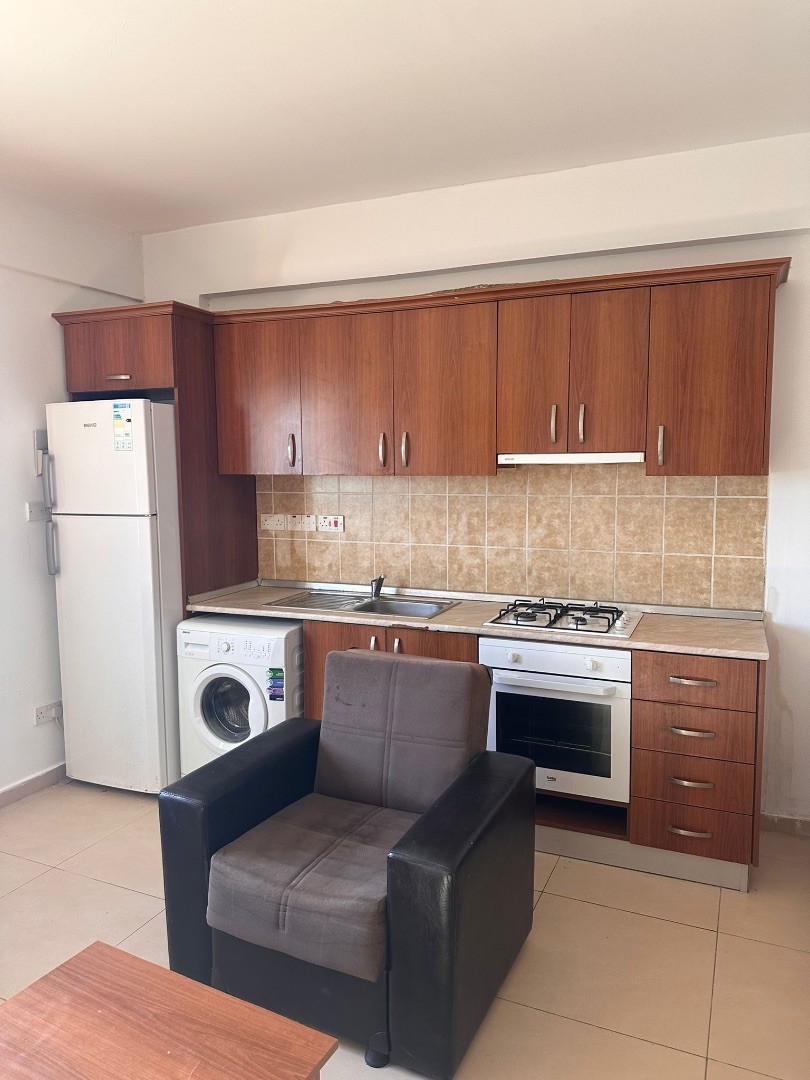 MONATLICH BEZAHLT; VOLLSTÄNDIG MÖBLIERTE 1+0 STUDIO-WOHNUNG ZU VERMIETEN IN KYRENIA/BOĞAZ..0533 859 21 66