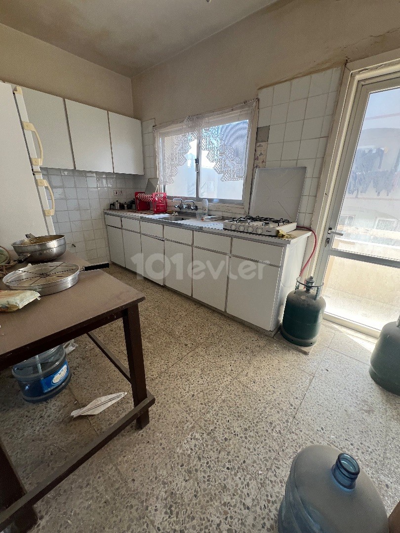 LEFKOŞA/TAŞKINKÖY SOSYAL KONUTLARDA SATILIK 3+1 DAİRE.. 0533 859 21 66