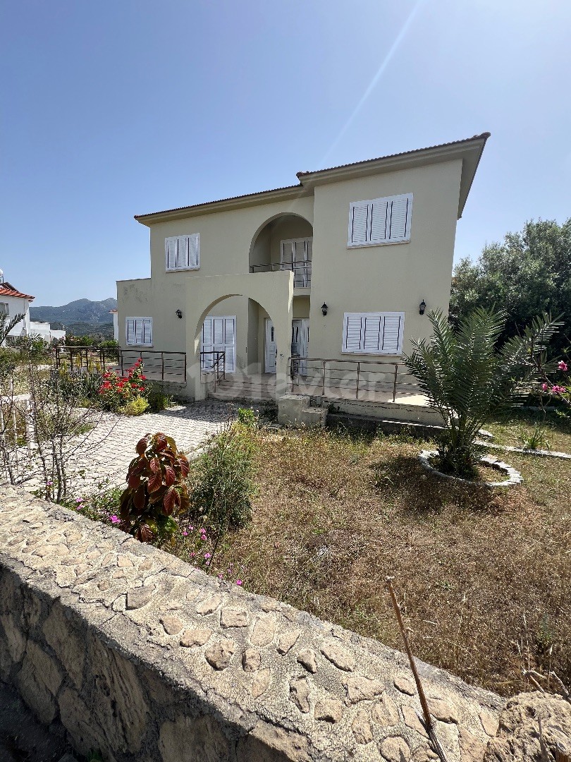 FULLY FURNISHED 4+1 DETACHED VILLA FOR SALE WITH 250 m2 CLOSED AREA, BUILT ON A LAND OF 850 m2 IN GİRNE/ALAGADİ..0533 859 21 66