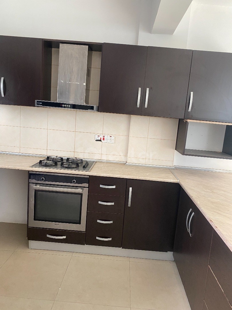 Fiyatı düşürdük ✨Küçük kaymaklıda triplex villa