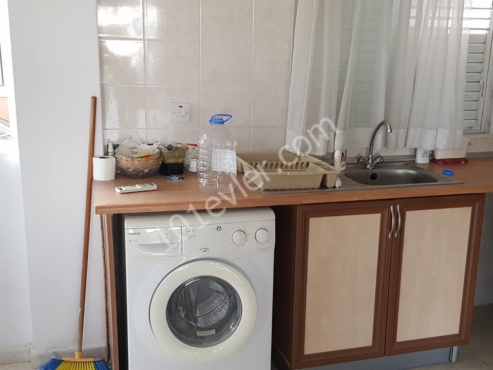 Gönyeli de duraklara 5 dk yürüyüş mesafesinde 3+1 kiralık villa