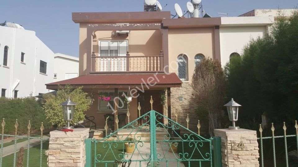 Semi Detached For Sale in Hamitköy, Nicosia