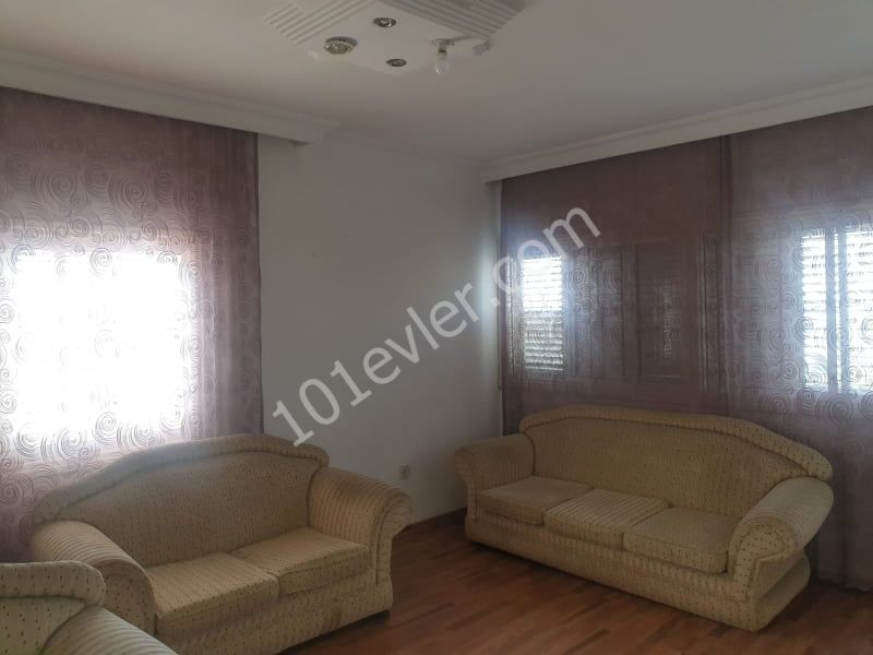 Flat To Rent in Küçük Kaymaklı, Nicosia