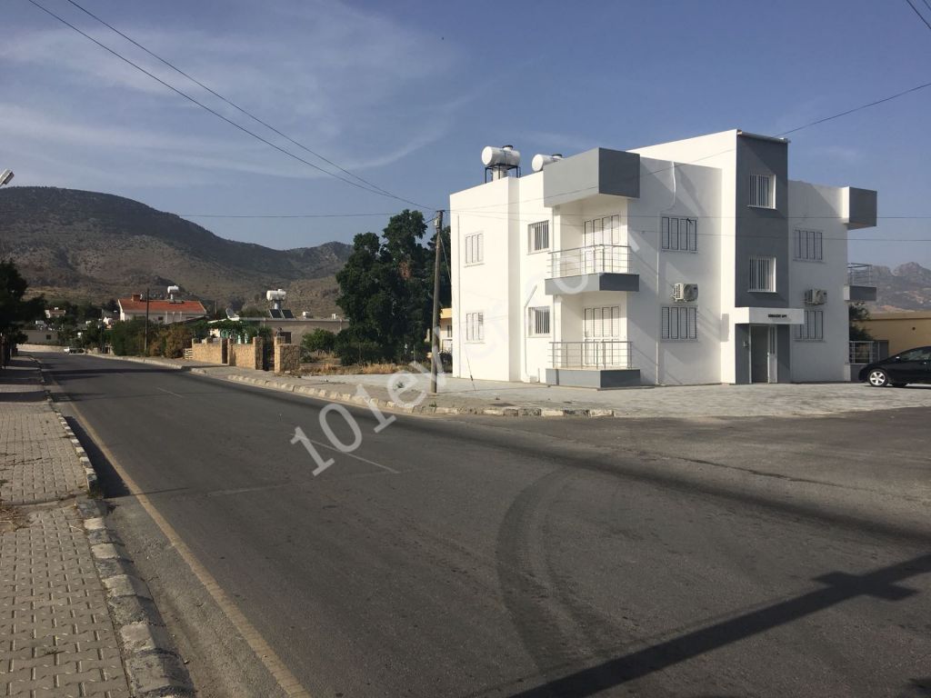 Flat To Rent in Dikmen, Kyrenia