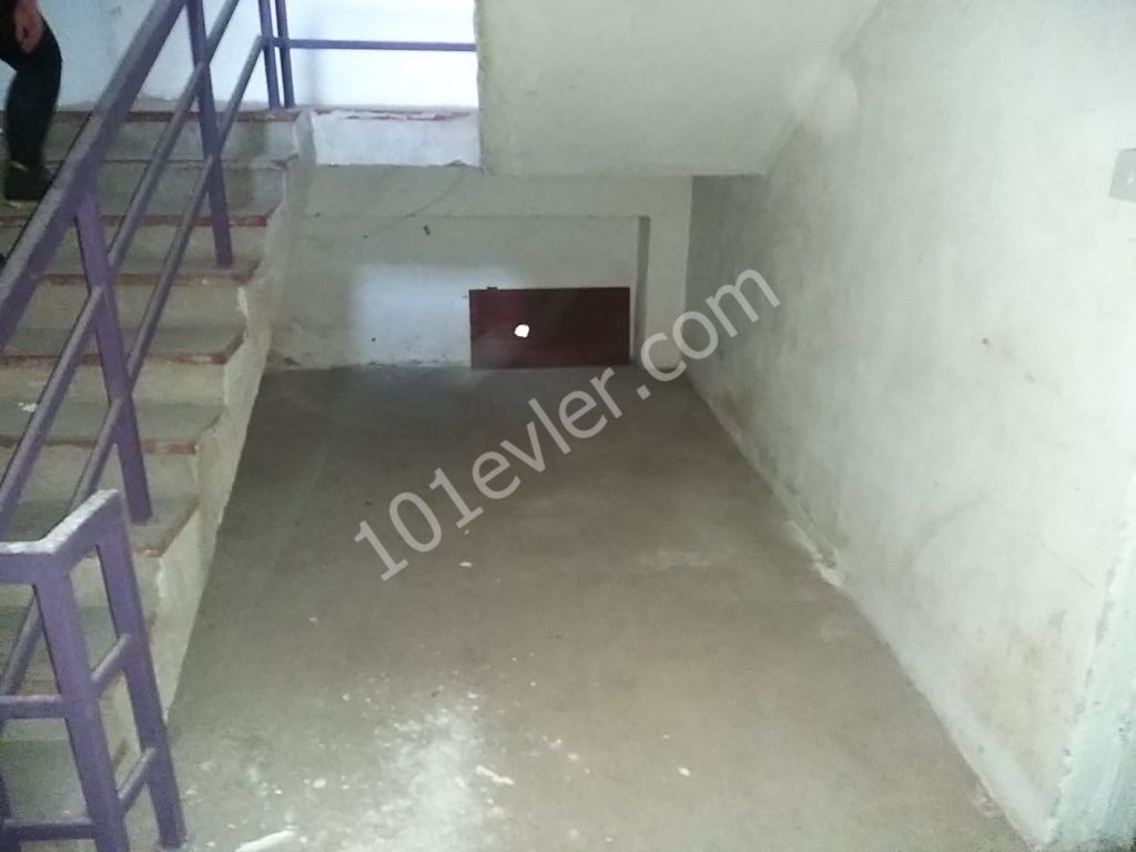 Warehouse To Rent in Lefkoşa Surlariçi, Nicosia