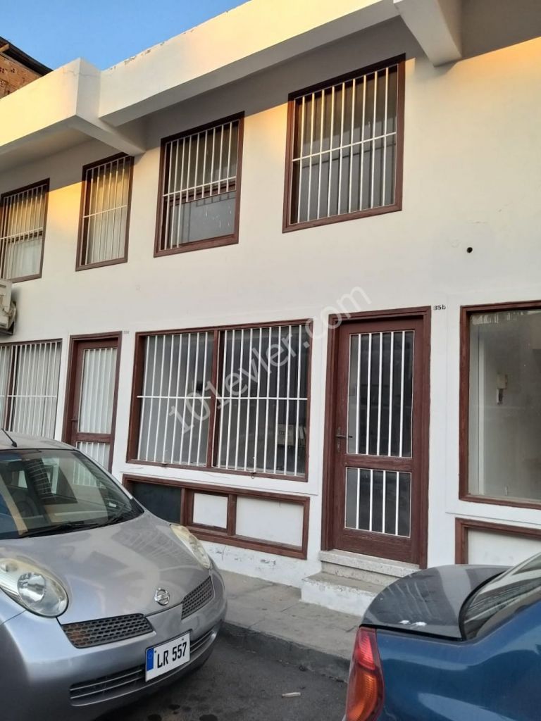 Warehouse To Rent in Lefkoşa Surlariçi, Nicosia