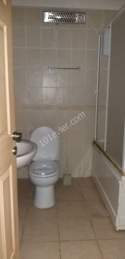 Flat To Rent in Kumsal, Nicosia