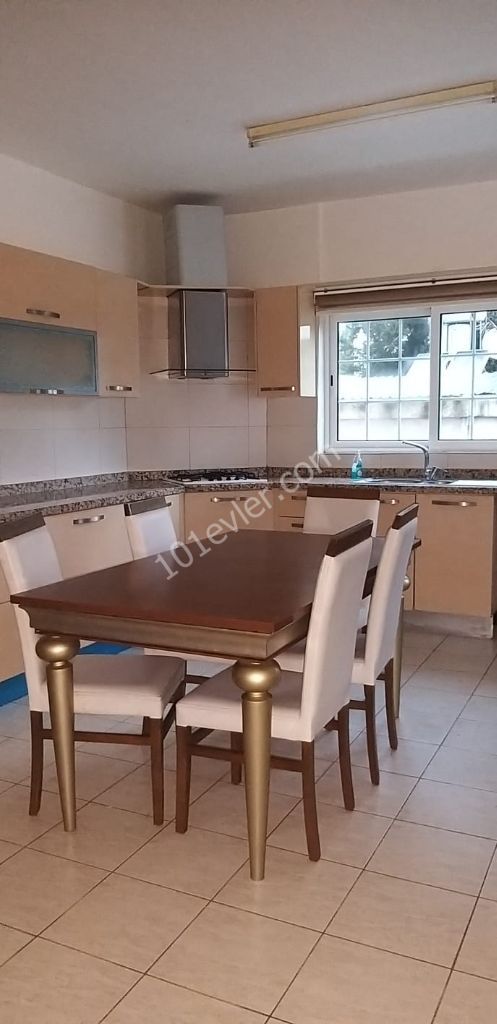 Flat To Rent in Kumsal, Nicosia