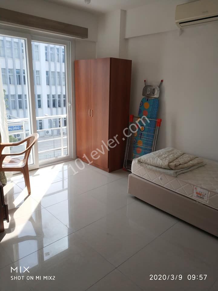 Flat To Rent in Yenişehir, Nicosia