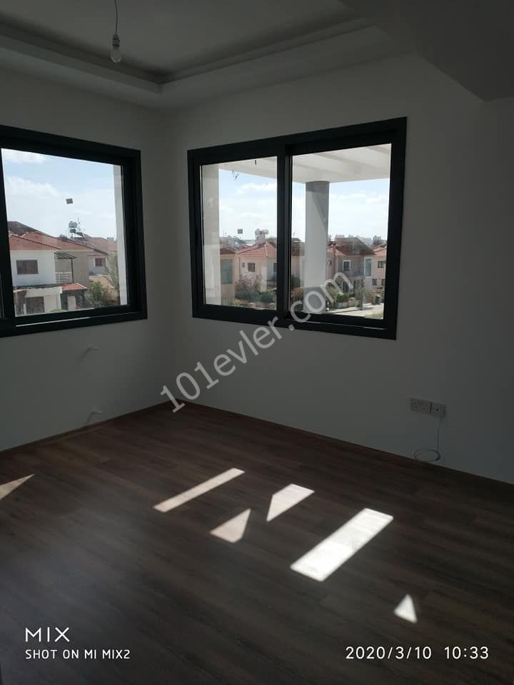 Hamitköy de havuzlu süper lüx 4+1 villa