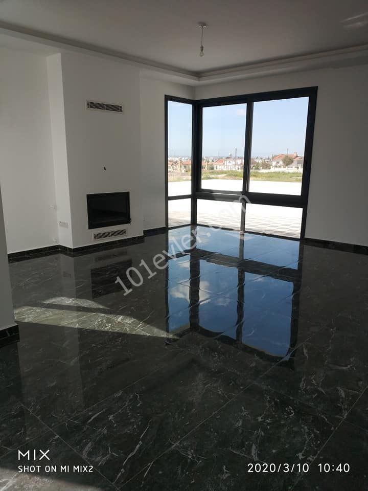 Hamitköy de havuzlu süper lüx 4+1 villa