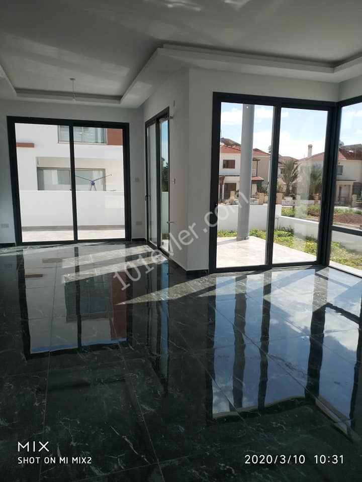 Ultra luxury 4 + 1 villa in Hamitkoy ** 