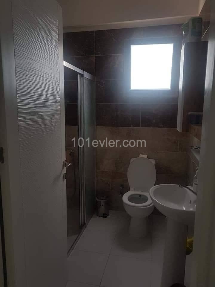 Haspolat Belediye evlerinde full eşyalı kiralık 2+1 daire