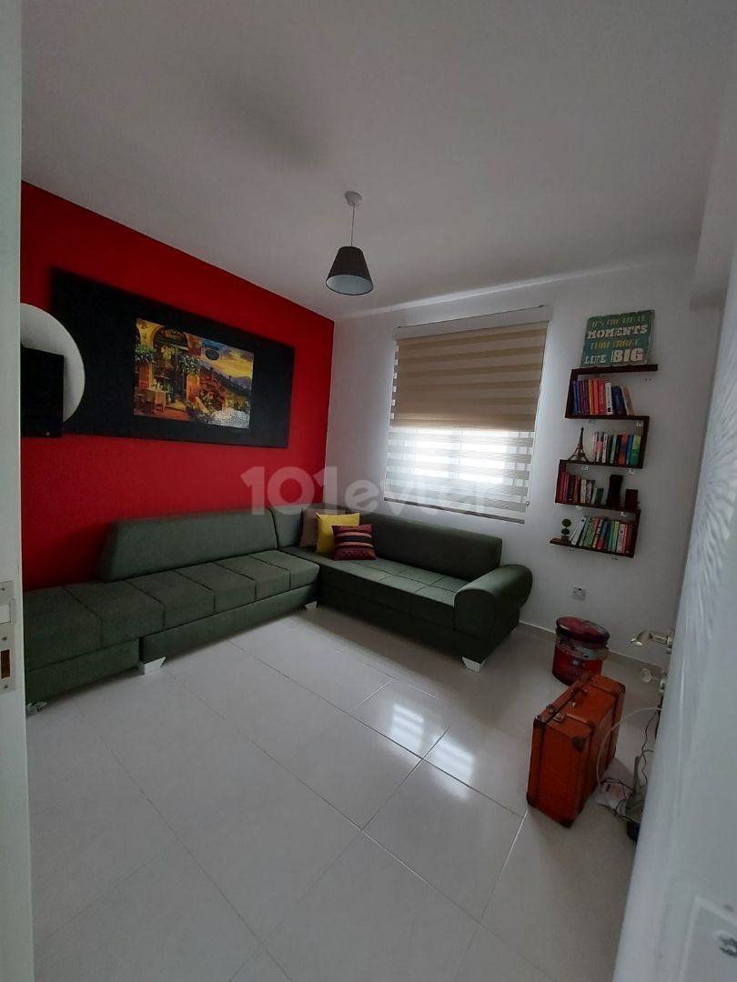 Wohnung Zu Verkaufen in Nikosia-Hamitköy,115 m2 ,3+1. ** 