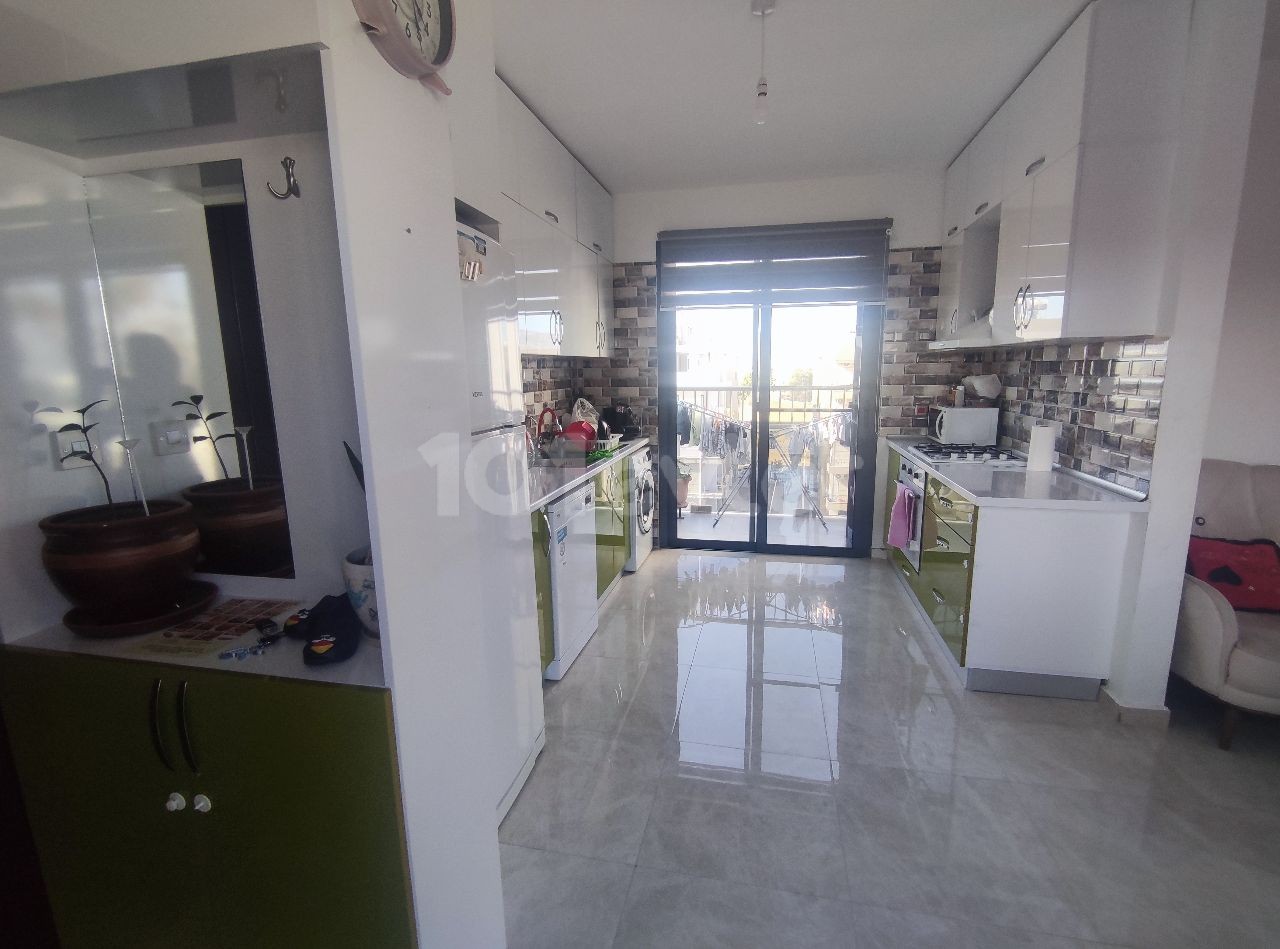 KÜÇÜKKAYMAKLI DA GENİS, FERAH PENTHOUSE 