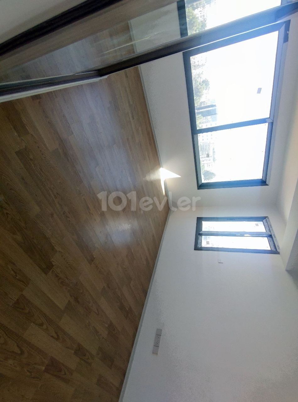 Penthouse zu vermieten in Yenisehir ** 