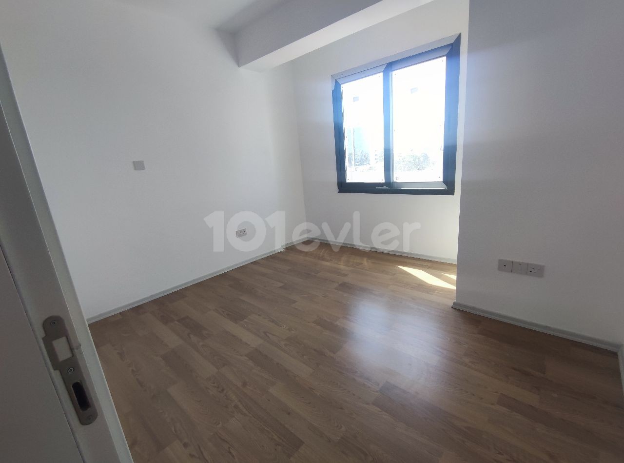 Esyasiz rented penthouse in Yenişehir ** 