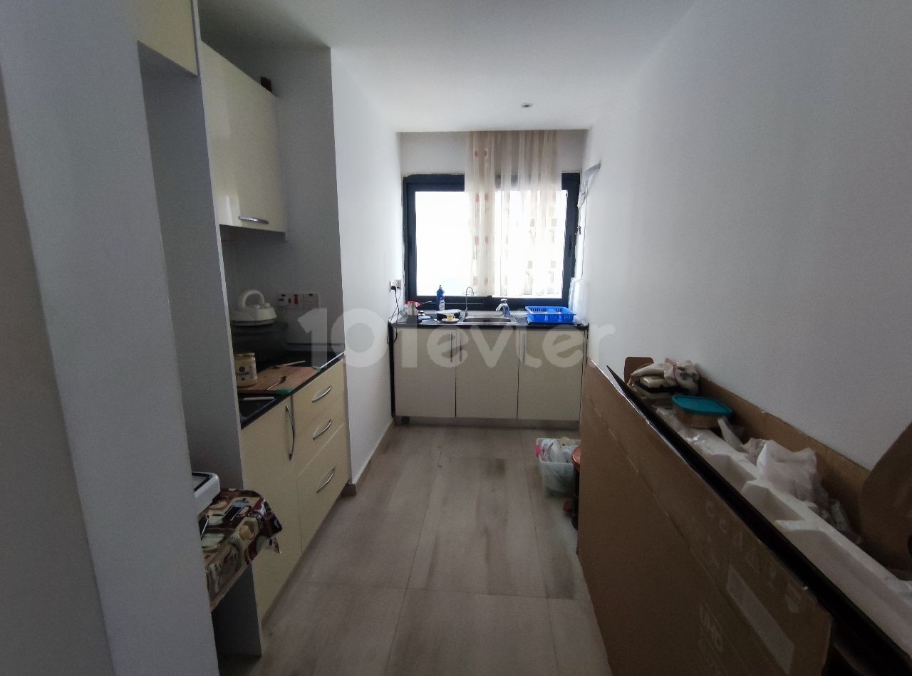 APARTMENT SUITABLE FOR COMMERCIAL OFFICE USE IN NEW CITY ** 