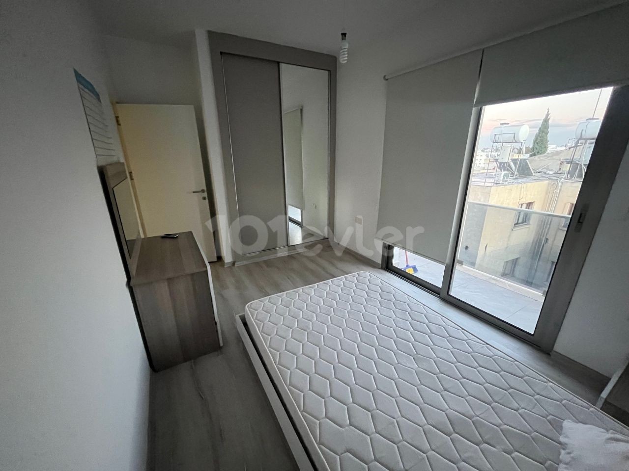 Lefkoşa-Marmara Bölgesi'nde Eşyalı Temiz Penthouse !!