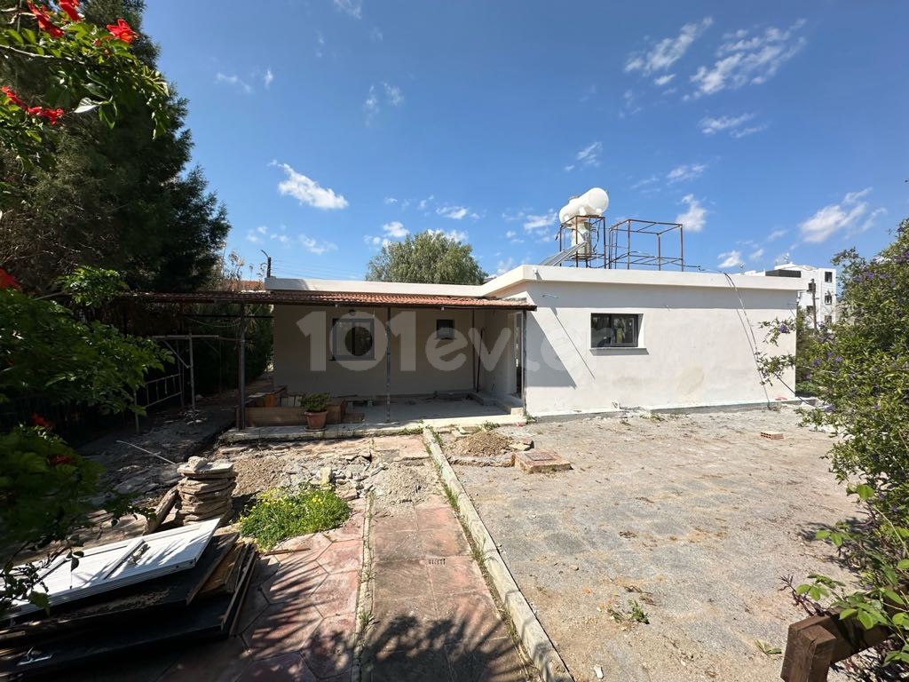 ‼️410 M2 FULLY DETACHED WITH GIANT GARDEN AND EVERYTHING UNDER RENOVATION PHASE 3+1 ‼️