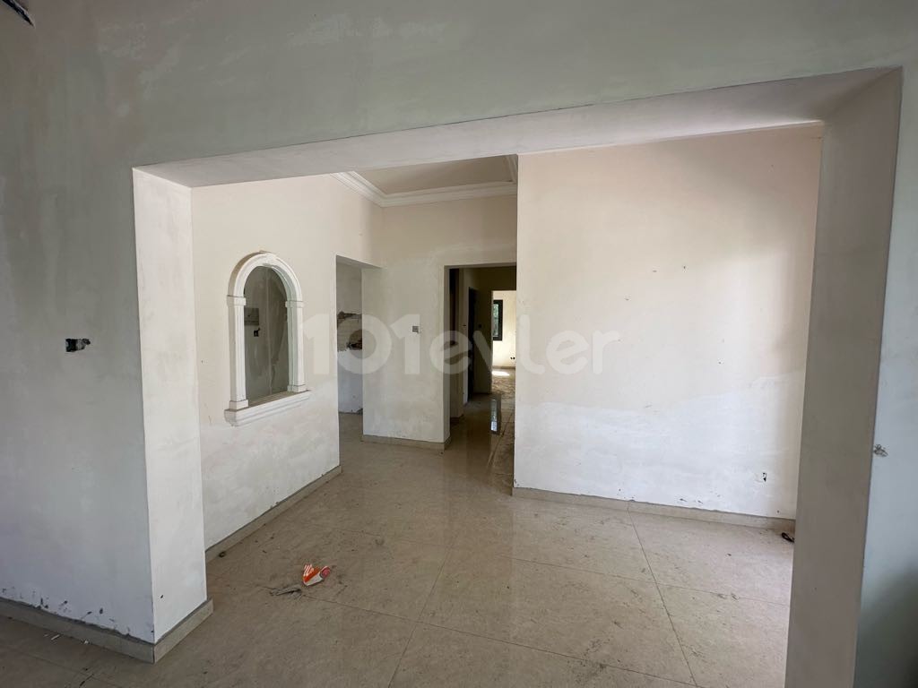 Detached House For Sale in Gönyeli, Nicosia