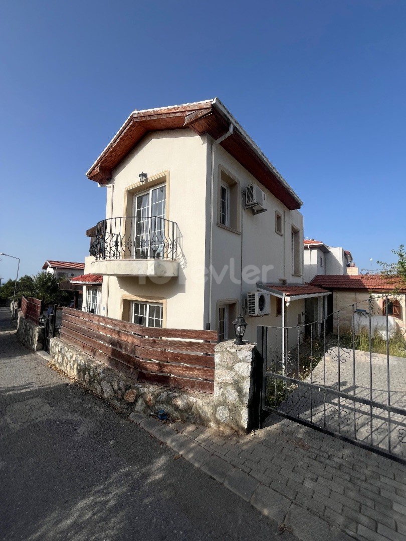 3+1 villa for sale in Alsancak