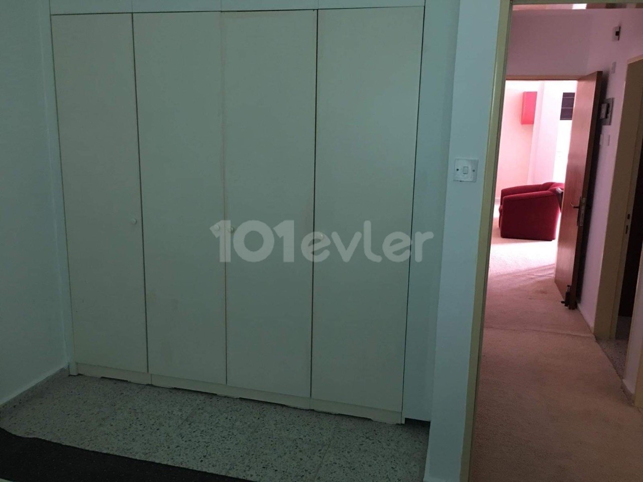 ORTAKÖYDE BTMK OKULU ARKASI SATILIK 3+1 DAİRE