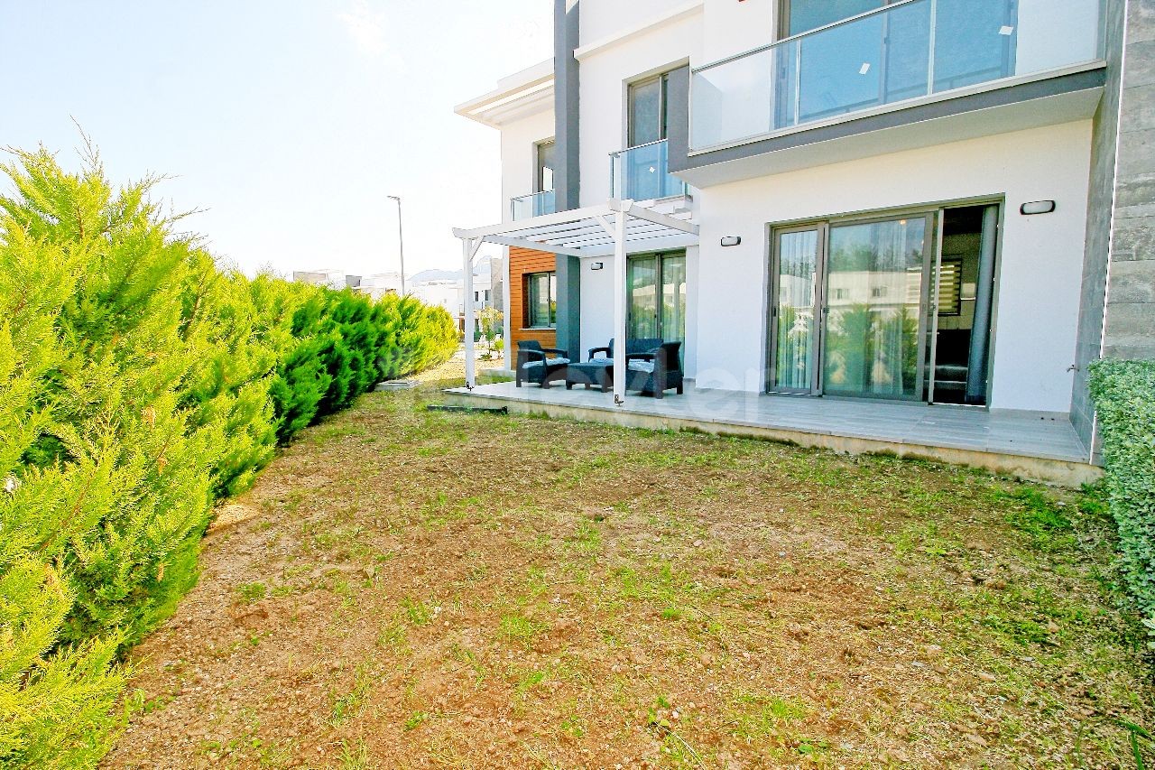 Garden Floor Flat for Rent with a Magnificent Location in Kyrenia!!