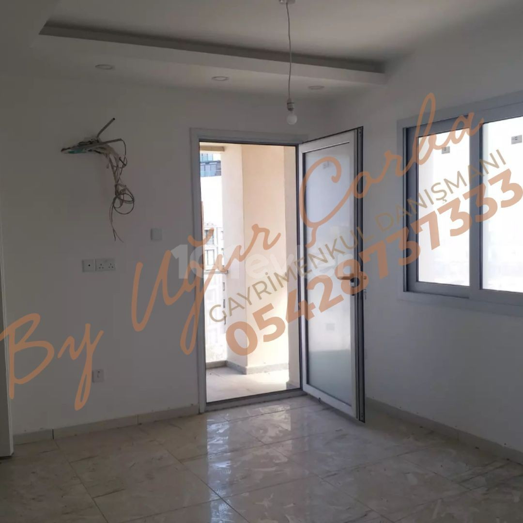 GİRNE MERKEZ 3+1 SATILIK DAİRE 