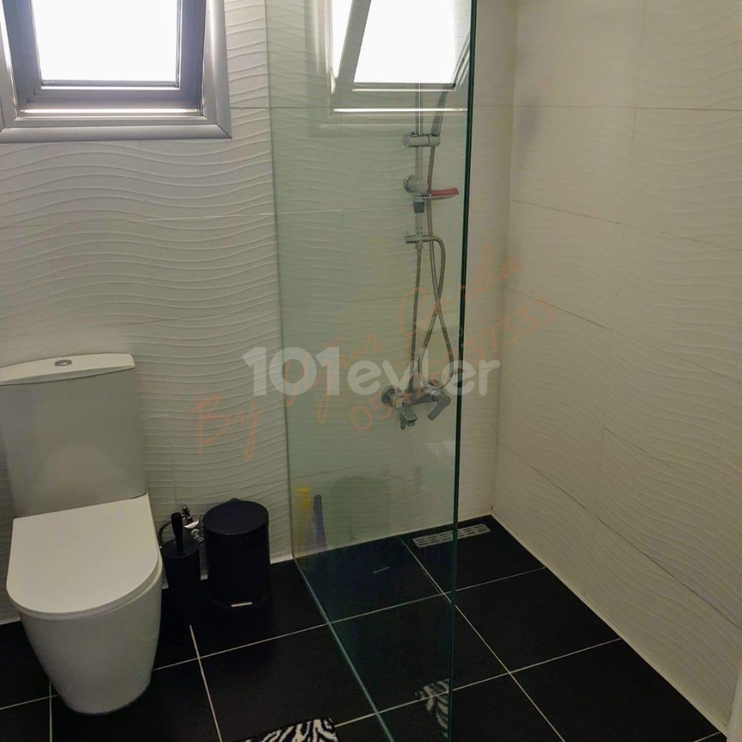 KÖŞKLÜÇİFTLİK 4+1 FLAT FOR SALE